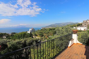 Panoramic-Villa, 3 Schlafzimmer | Balkon