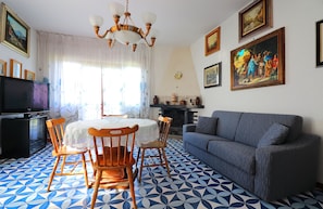 Vila panorâmica, 3 quartos | Área de estar | TV de tela plana