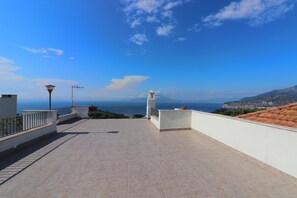 Villa Panoramique, 3 chambres | Terrasse/Patio