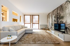 Interior - Solemar Sicilia - Galleria Maqueda (Palermo)