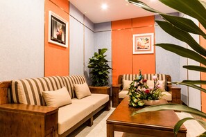 Khu tiếp khách ở sảnh