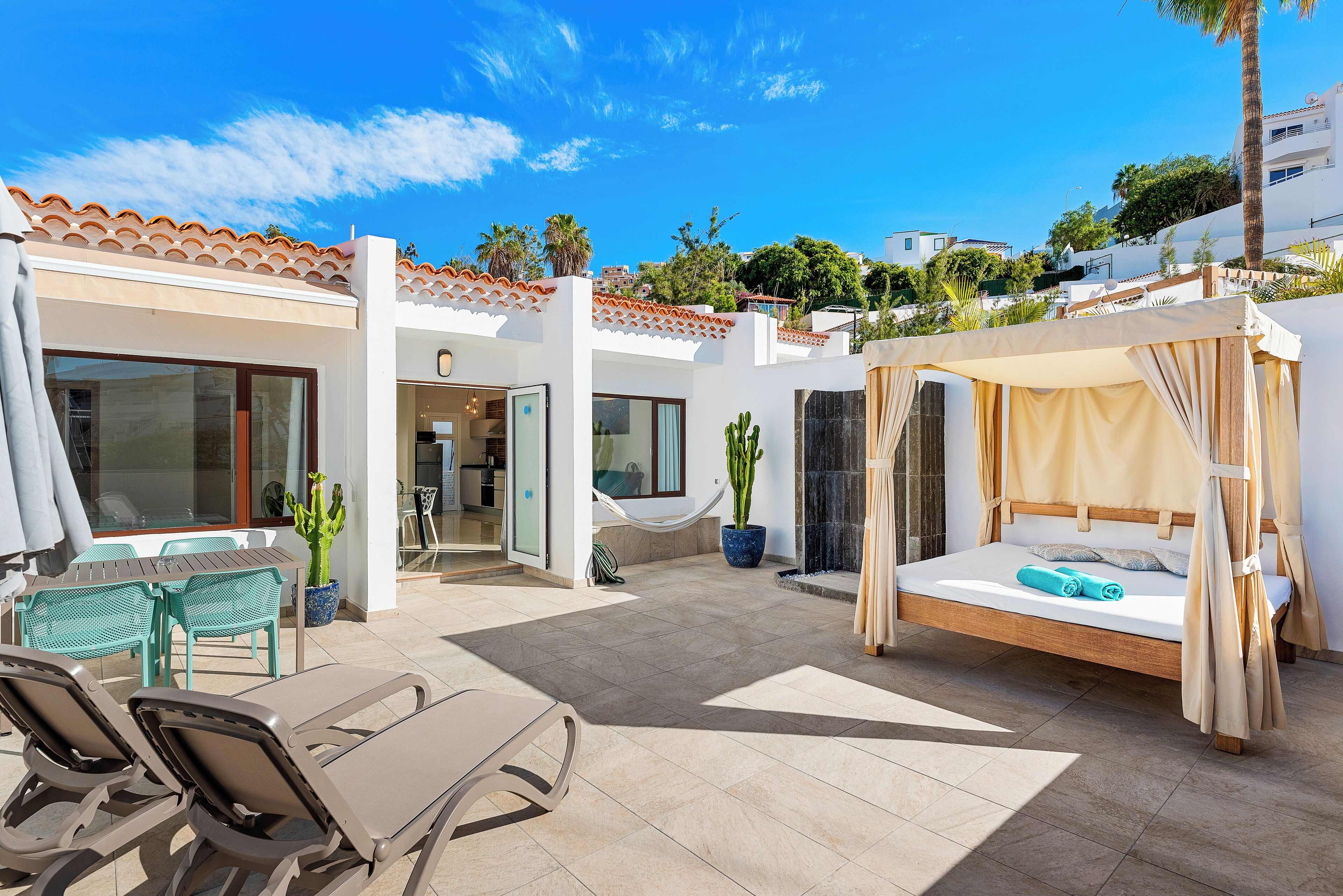 Businessbungalow, 2 makuuhuonetta | Terassi/patio