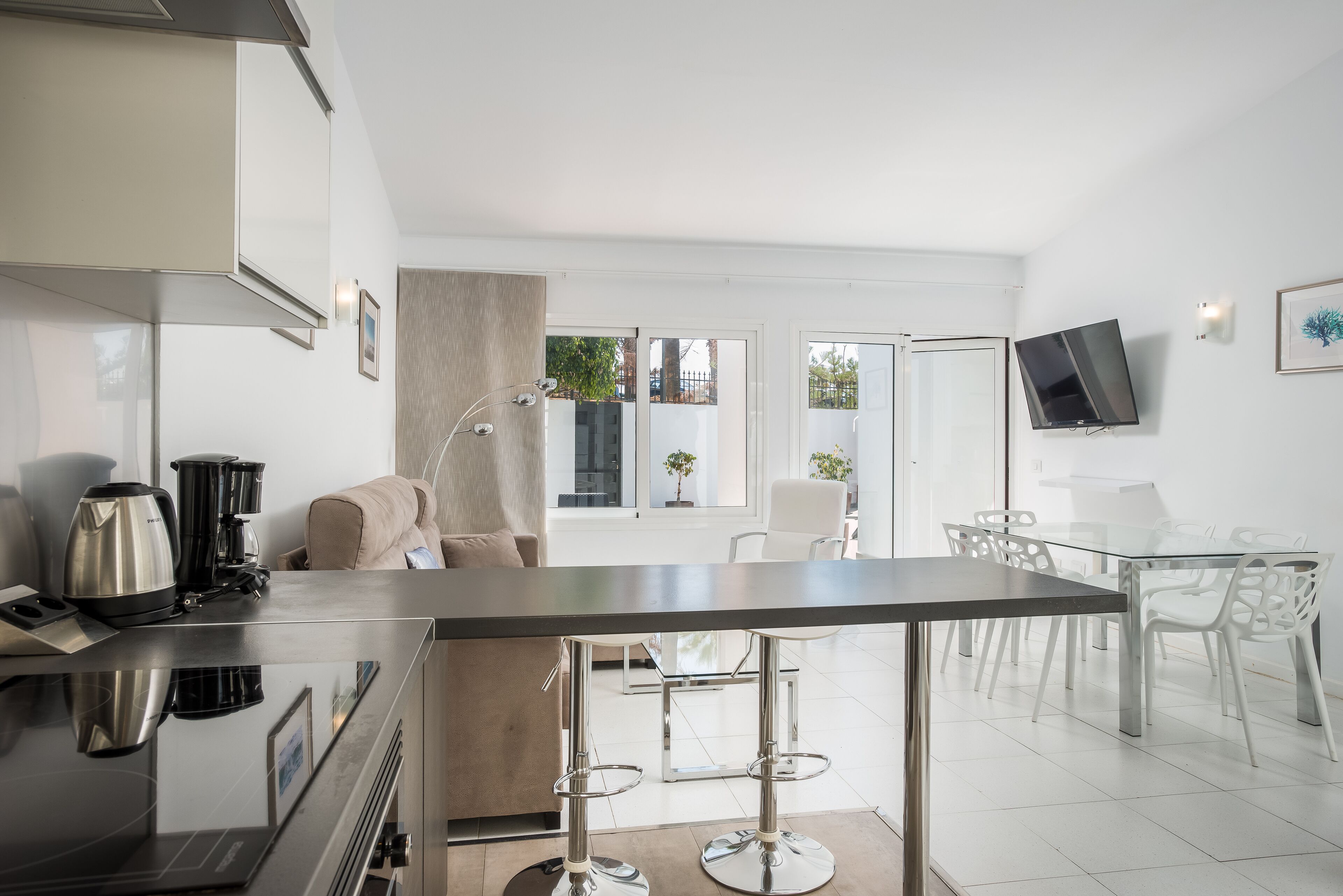 Apartamento, 2 habitaciones, terraza | Cocina privada | Frigorífico grande, microondas, horno y placa de cocina