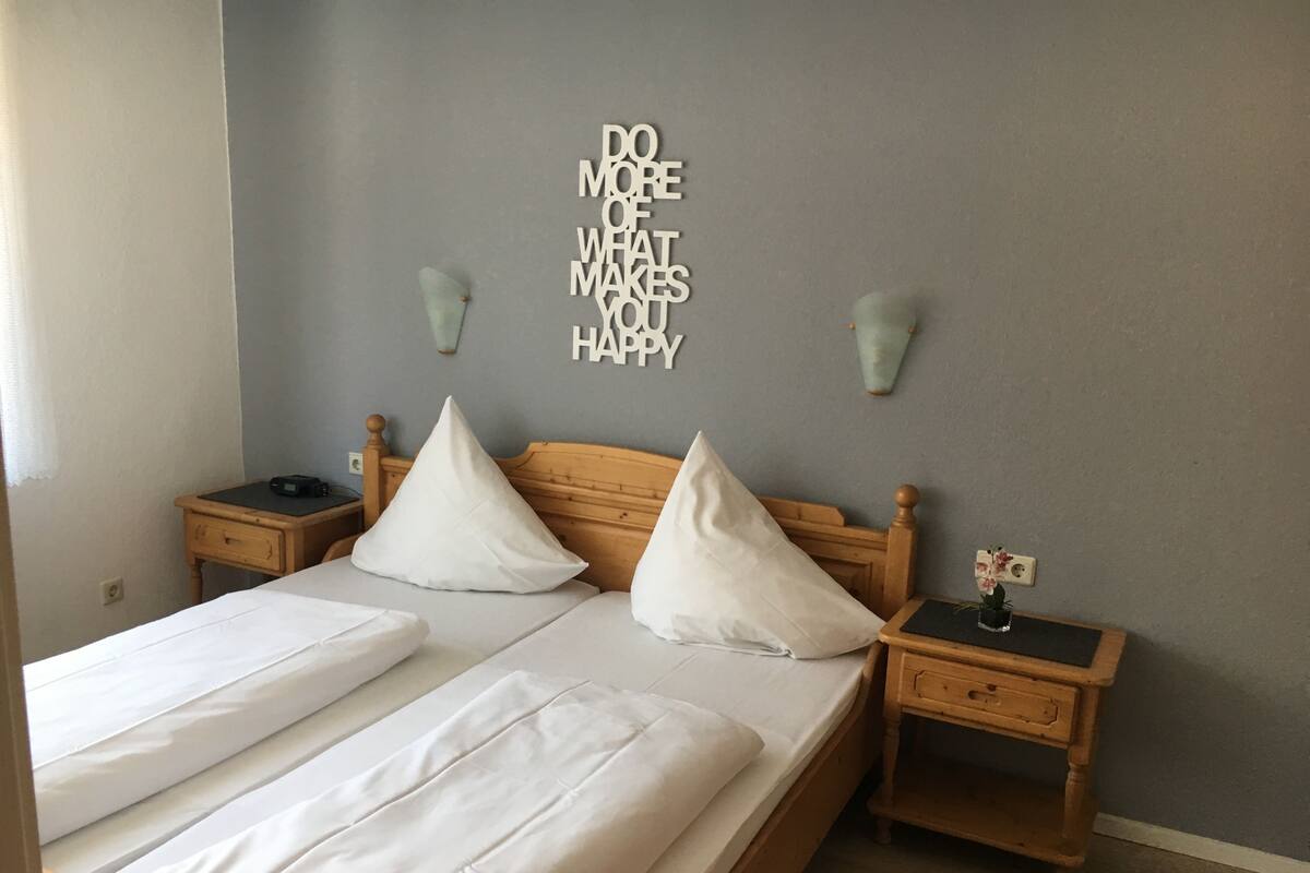 Hypo-allergenic bedding available, desk, WiFi (free)