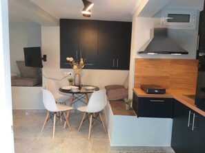 Studio, 1 Bedroom | In-room dining - Cozy Studio  (Athens)