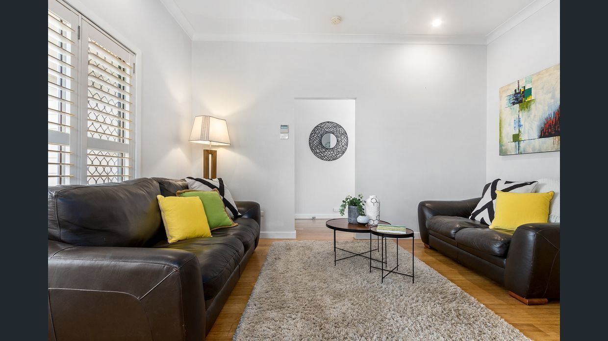 Georgie’s Hunter Valley Home with  Wifi * fire & pool & Netflix — image 8