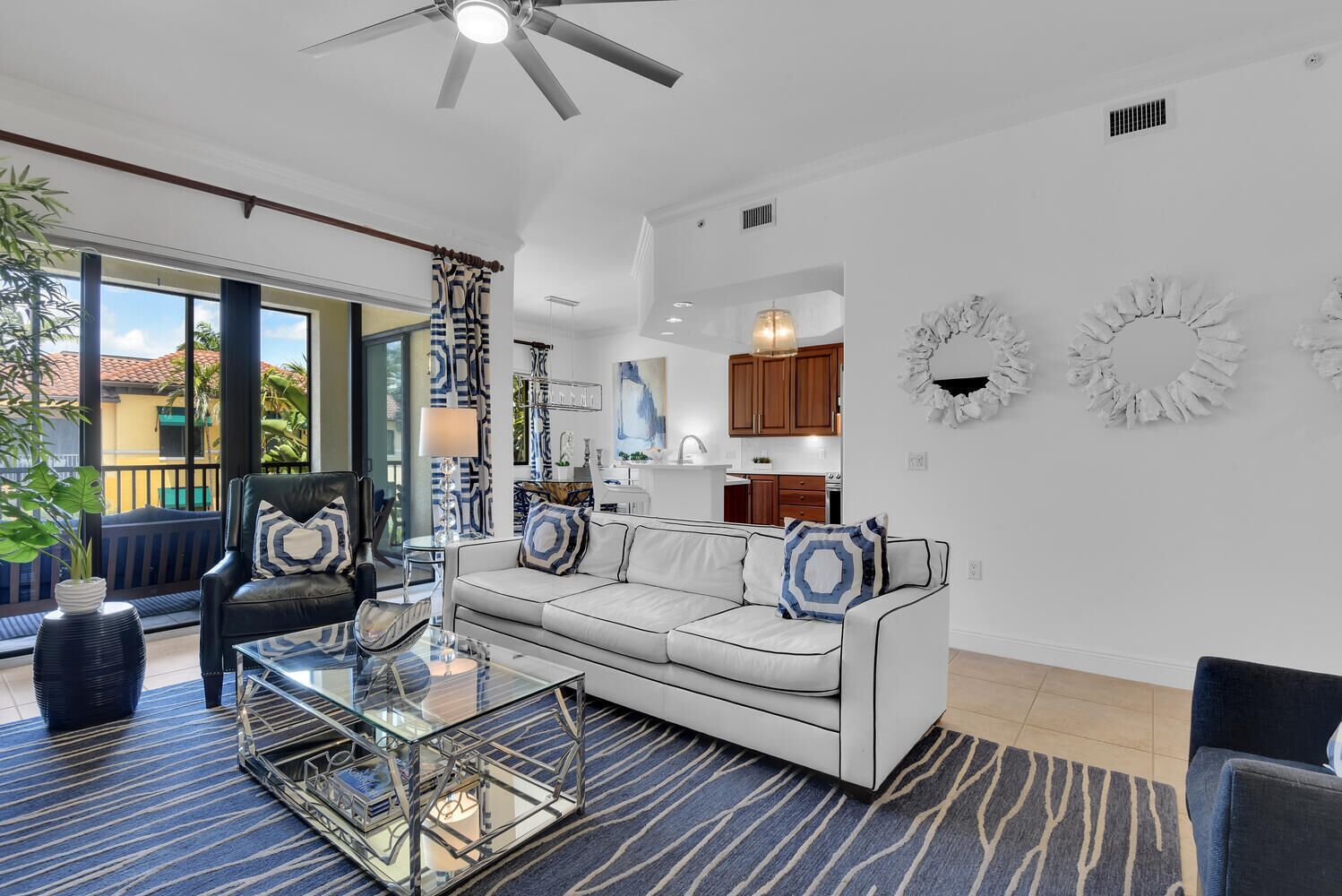 NAPLES BAY RESORT I-205 - Coastal Condo in Downtown Resort Complex
