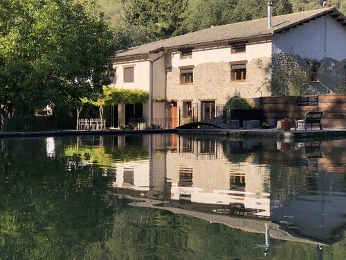  A Water House (full rent) 8-16 people