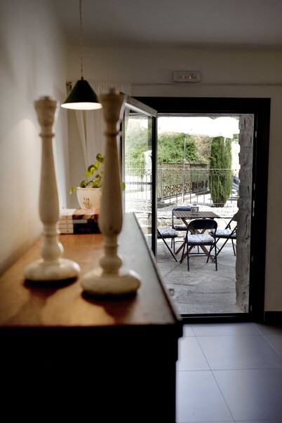  Casa del Peixos-casa rural 1-16 personas,  8 Habitaciones con baño  