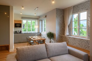 Deluxe Apartment, Mountain View | In-room dining - Vila Ula La Luxury Apartments Bled (Bled)