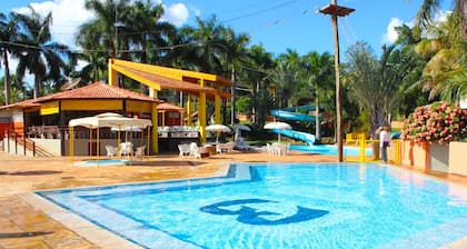 Estancia Park Hotel