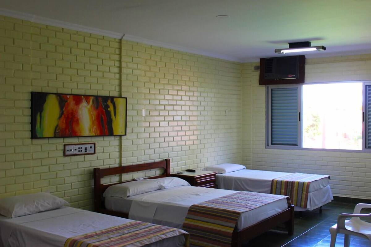 Minibar, Wi-Fi gratuit, draps fournis