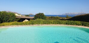 Pool - Villa Tavolara a small paradise with swimming pool (Golfo Aranci)