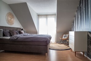 Literie de qualité supérieure, lit parapluie, Wi-Fi gratuit