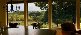 The Sundae Cottage - A Missouri Sweet Spot , beautiful views, secluded 🌻