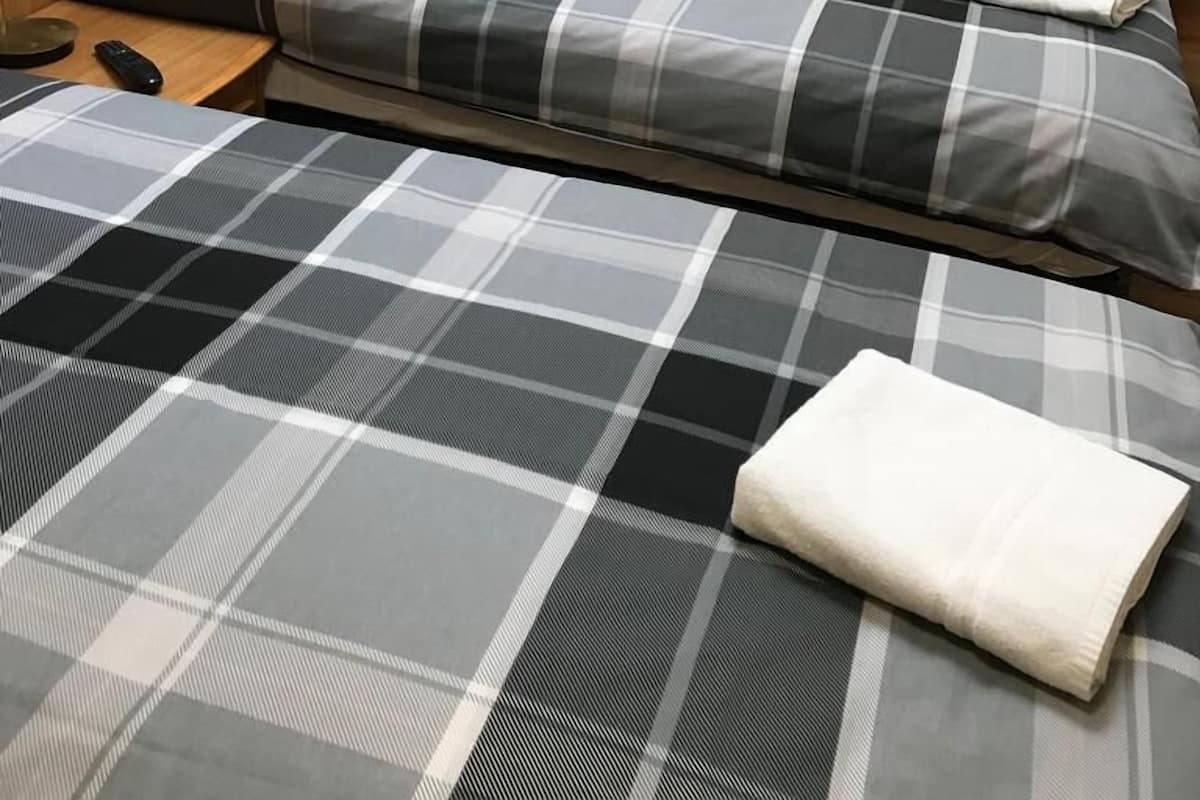 Free WiFi, bed sheets