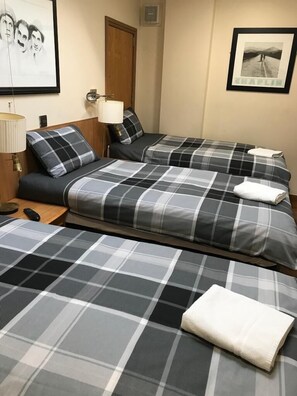 Triple Room, Ensuite | Free WiFi, bed sheets
