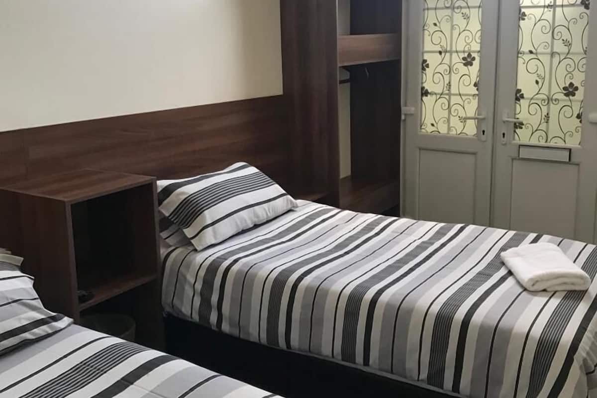 Free WiFi, bed sheets
