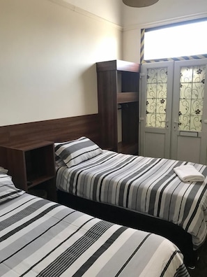 Standard Twin Room | Free WiFi, bed sheets