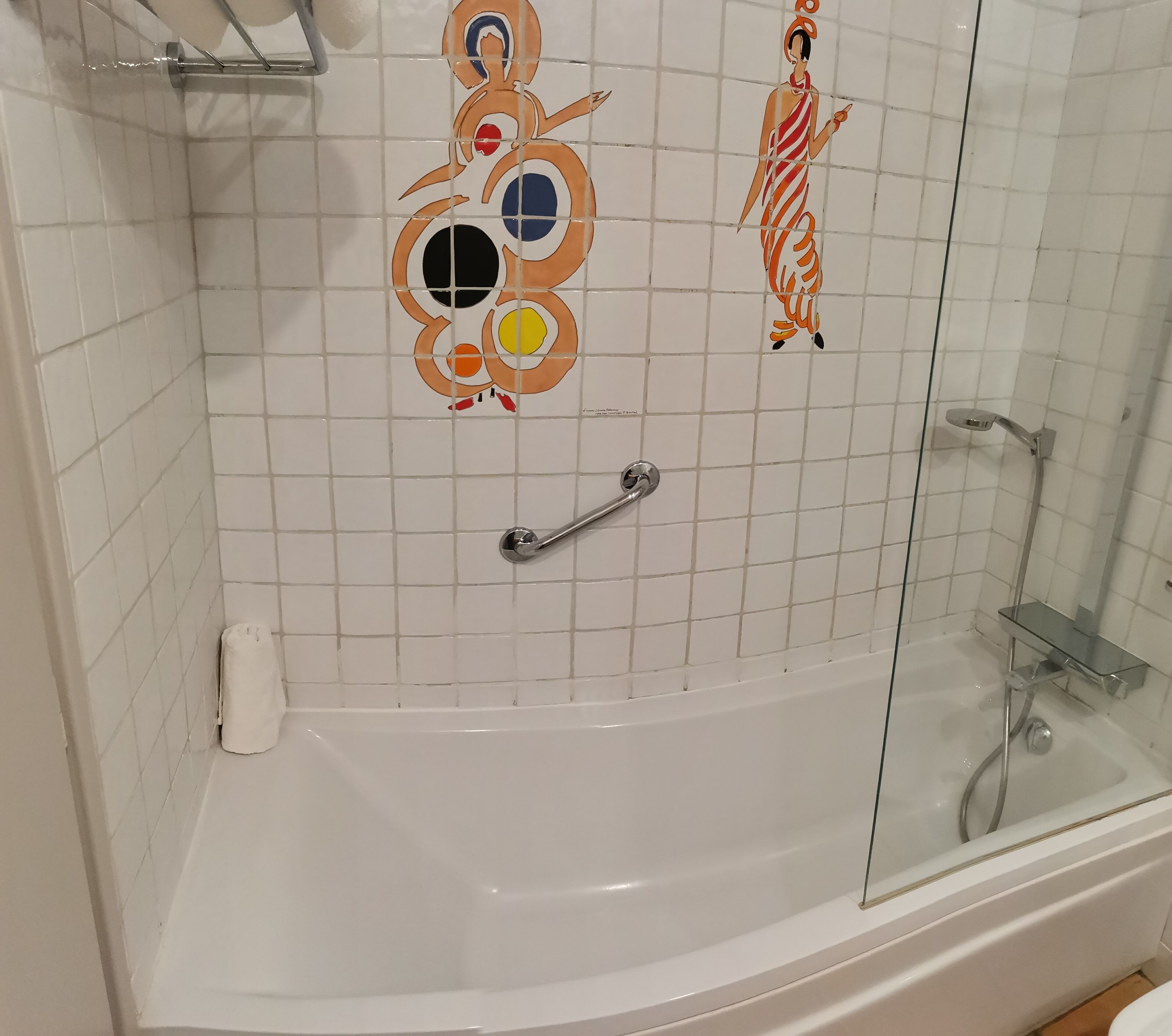 bathtub, free toiletries, hair dryer, bathrobes