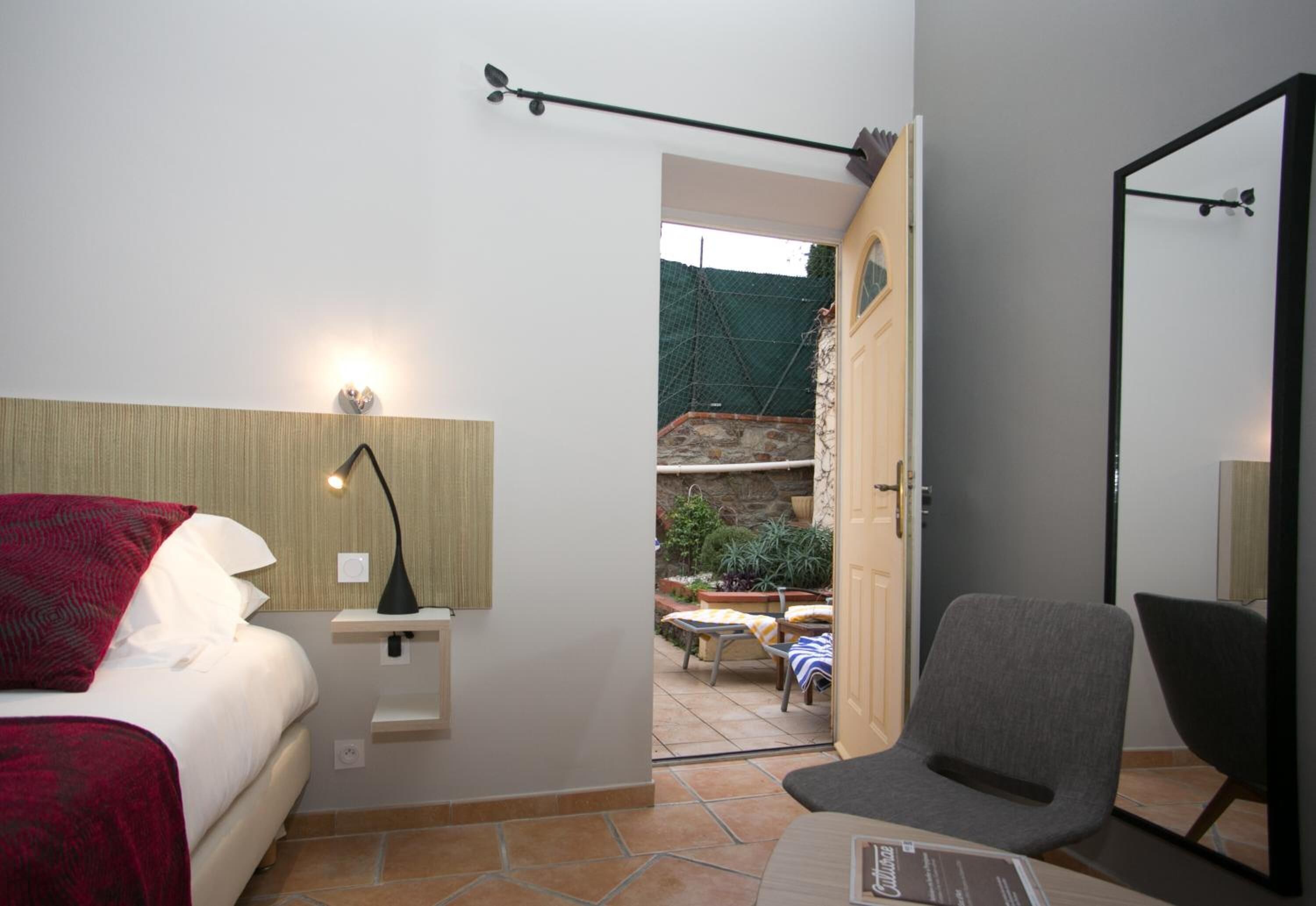 premium bedding, minibar, in-room safe, individually decorated