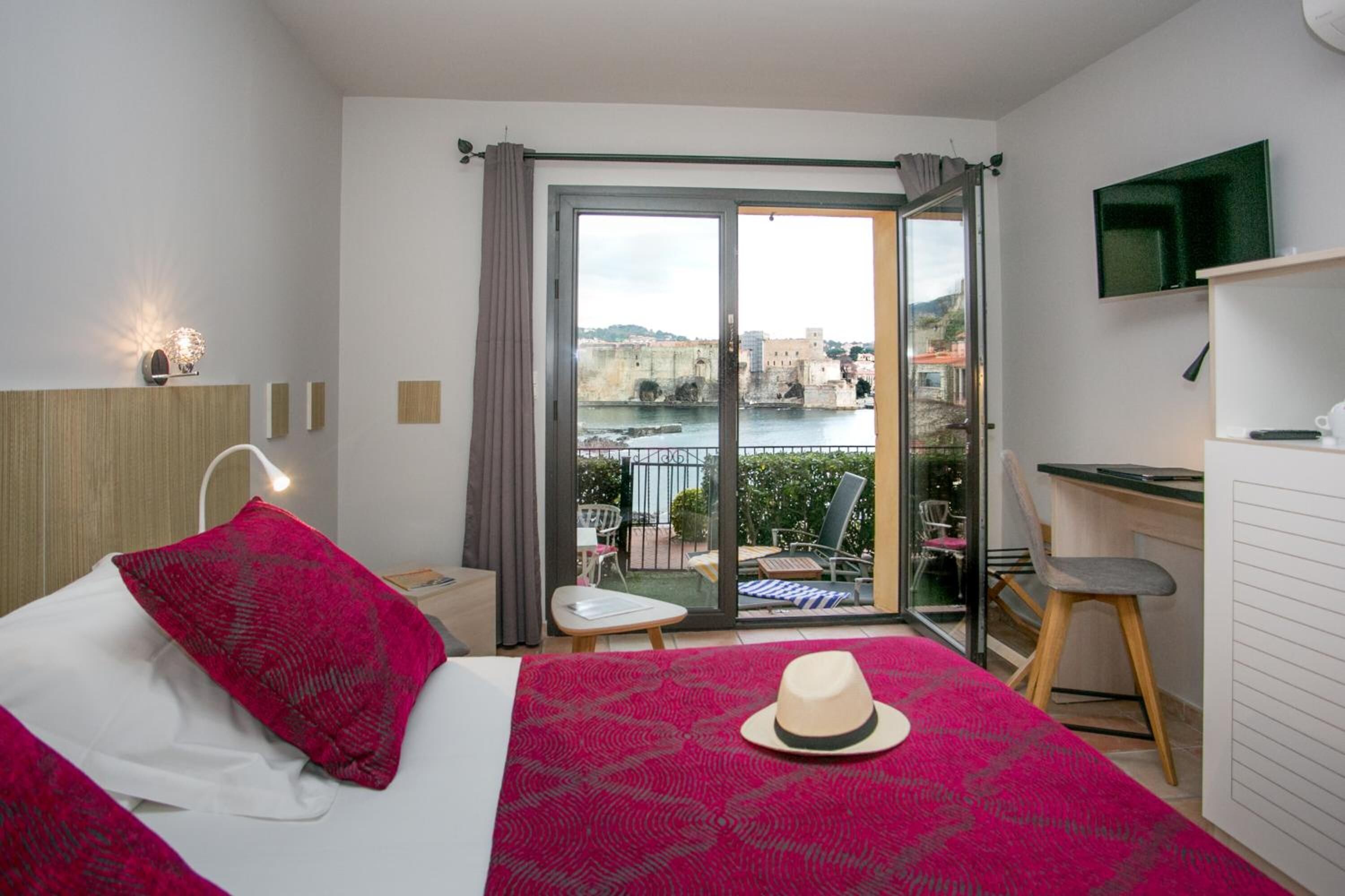 premium bedding, minibar, in-room safe, individually decorated