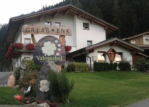 Fachada del alojamiento