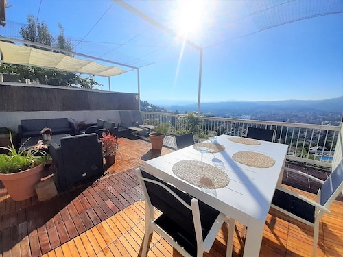  Suunnittele ja rentoudu Chaletissa ylellisellä alueella, mutta lähellä merta, keskeisellä paikalla.