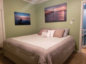 2 bedrooms, iron/ironing board, WiFi, bed sheets