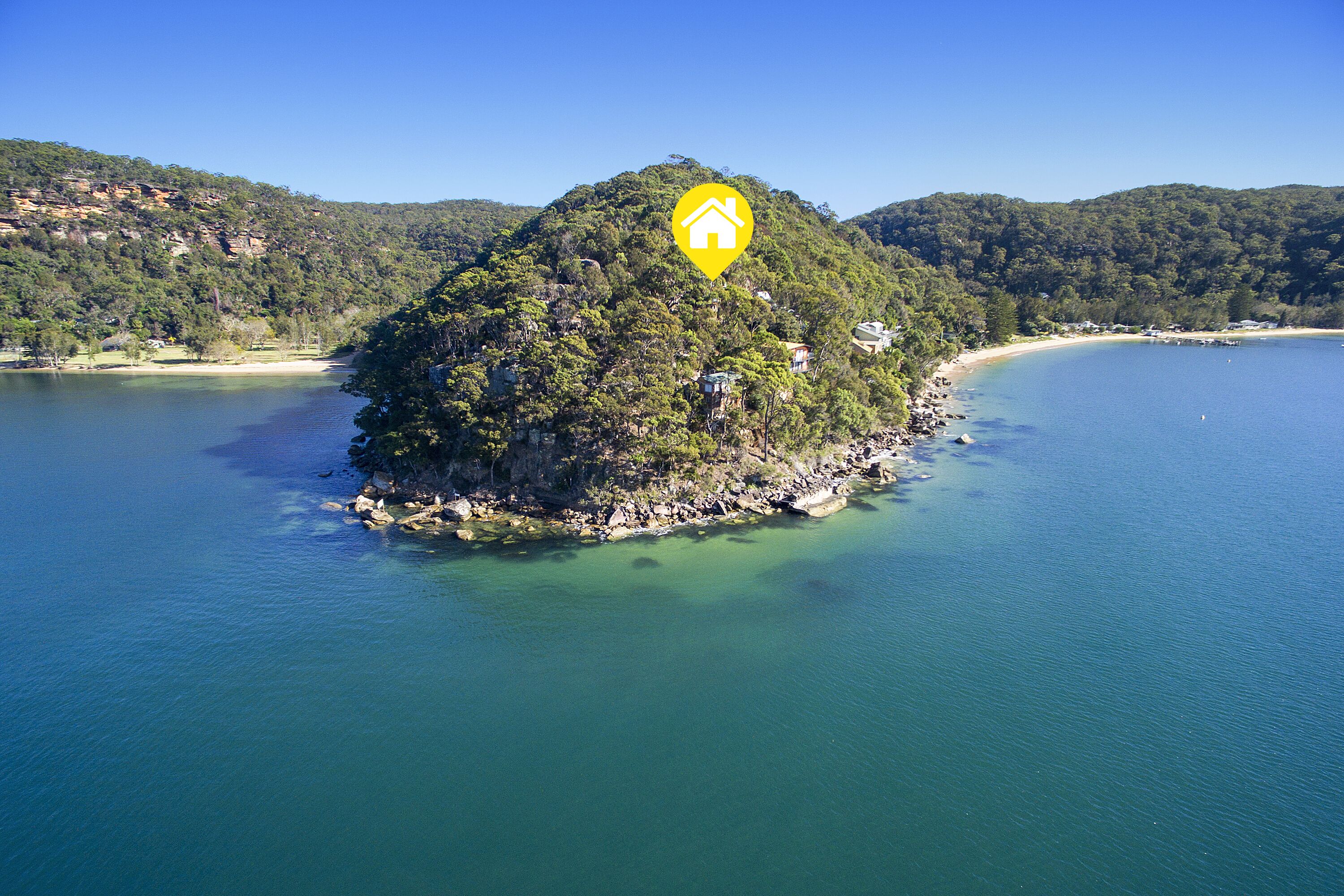 Great Mackerel Beach Cabin (Palm Beach and Pittwater Views) — image 25