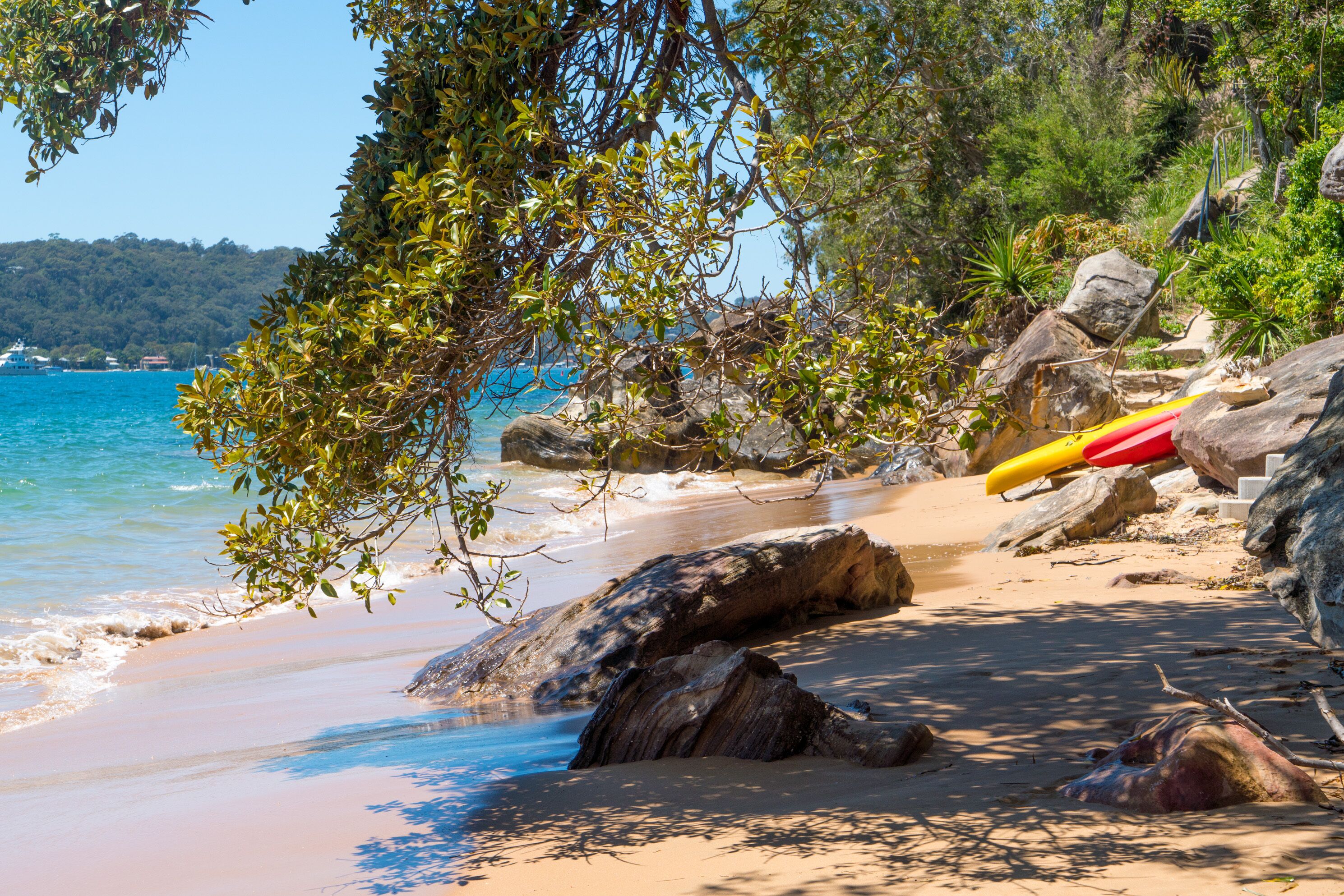 Great Mackerel Beach Cabin (Palm Beach and Pittwater Views) — image 29