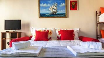 1 Schlafzimmer, Bügeleisen/Bügelbrett, Bettwäsche