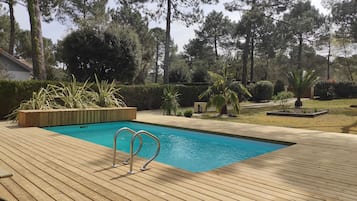 Piscine extérieure, piscine chauffée