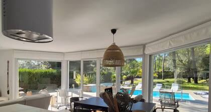 Villa 6-8 Pers, beheizter Pool in den Pinienwald Golfplätzen, 1500m2 Land, ruhig
