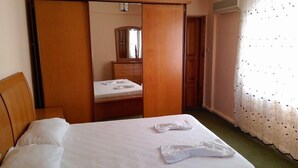 Standard Double Room | Blackout curtains, bed sheets - Anil Otel (Fethiye)