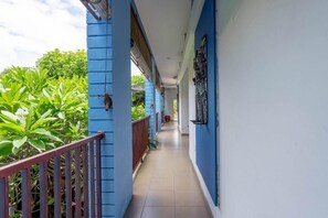 Property grounds - Reddoorz Near Pantai Sanur Bali (Denpasar)