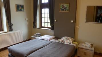 6 chambres, Wi-Fi gratuit