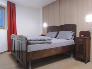 Soundproofing, free WiFi, bed sheets, wheelchair access - Agriturismo NonSoloMele (Novella)
