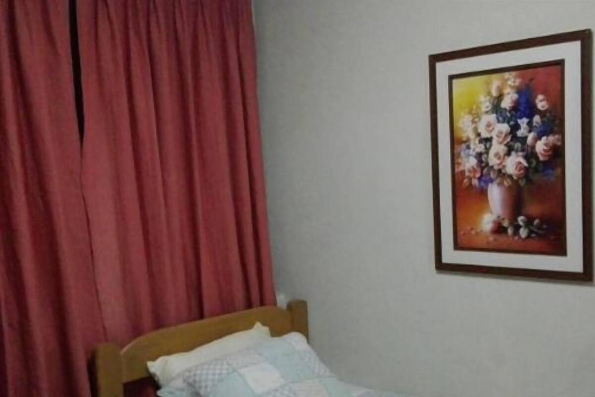 Standard Twin Room | Down comforters, iron/ironing board, rollaway beds, free WiFi