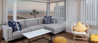 Dreamy Ocean Views - Newport Beach