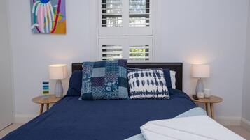 2 bedrooms, iron/ironing board, travel cot, WiFi