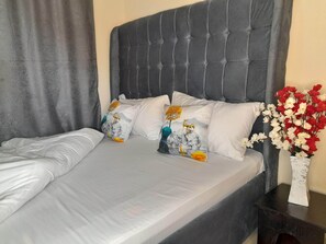 3 chambres, accès au Wi-Fi (inclus)