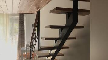 Monolocale, vista mare | Una scrivania, insonorizzazione, ferro/asse da stiro, Wi-Fi gratuito