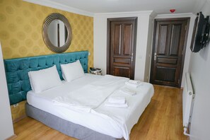 Standard Room, City View | Egyptian cotton sheets, premium bedding, individually decorated - My Way Teras Butik Otel (Adalar)