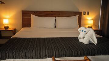 Sengetøy av topp kvalitet, blendingsgardiner og wi-fi (inkludert)