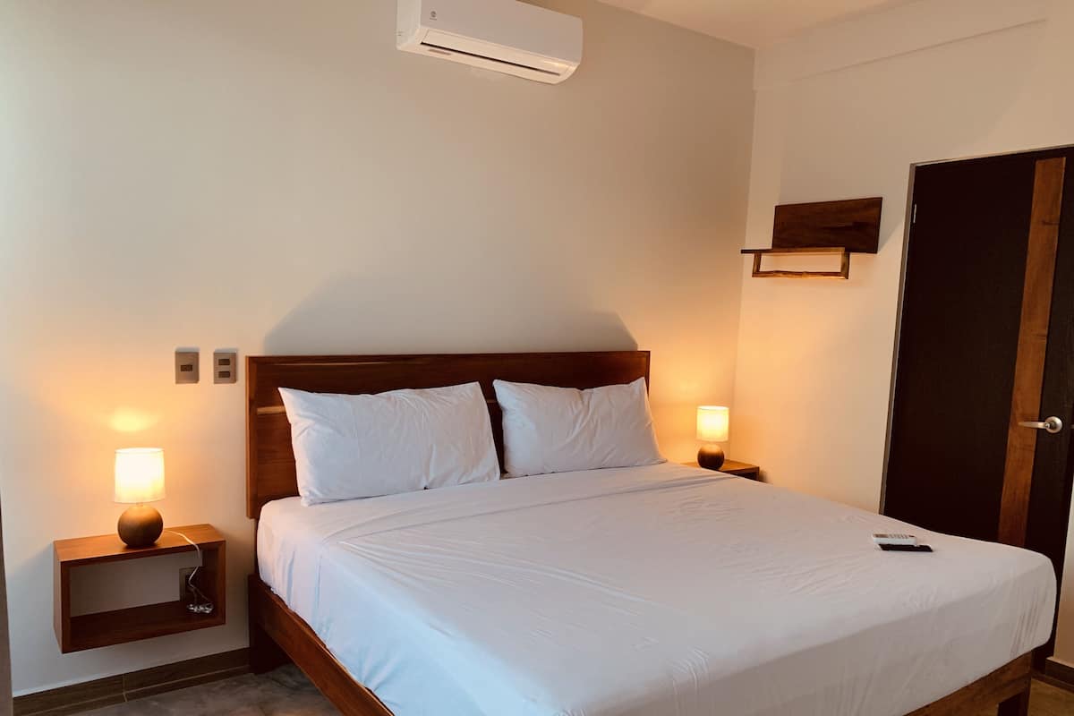 Premium bedding, blackout curtains, free WiFi, bed sheets