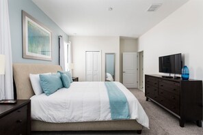 House | 8 bedrooms, desk, iron/ironing board, travel crib - 8BR 5BA Vacation Home In ChampionsGate (Davenport)