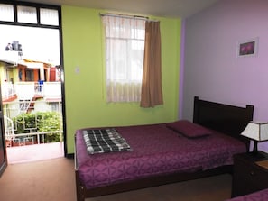 Economy Twin Room, Courtyard View | View from room - El Manzano Hostel (Puno)
