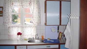 Wasserkocher mit Kaffee-/Teezubehör