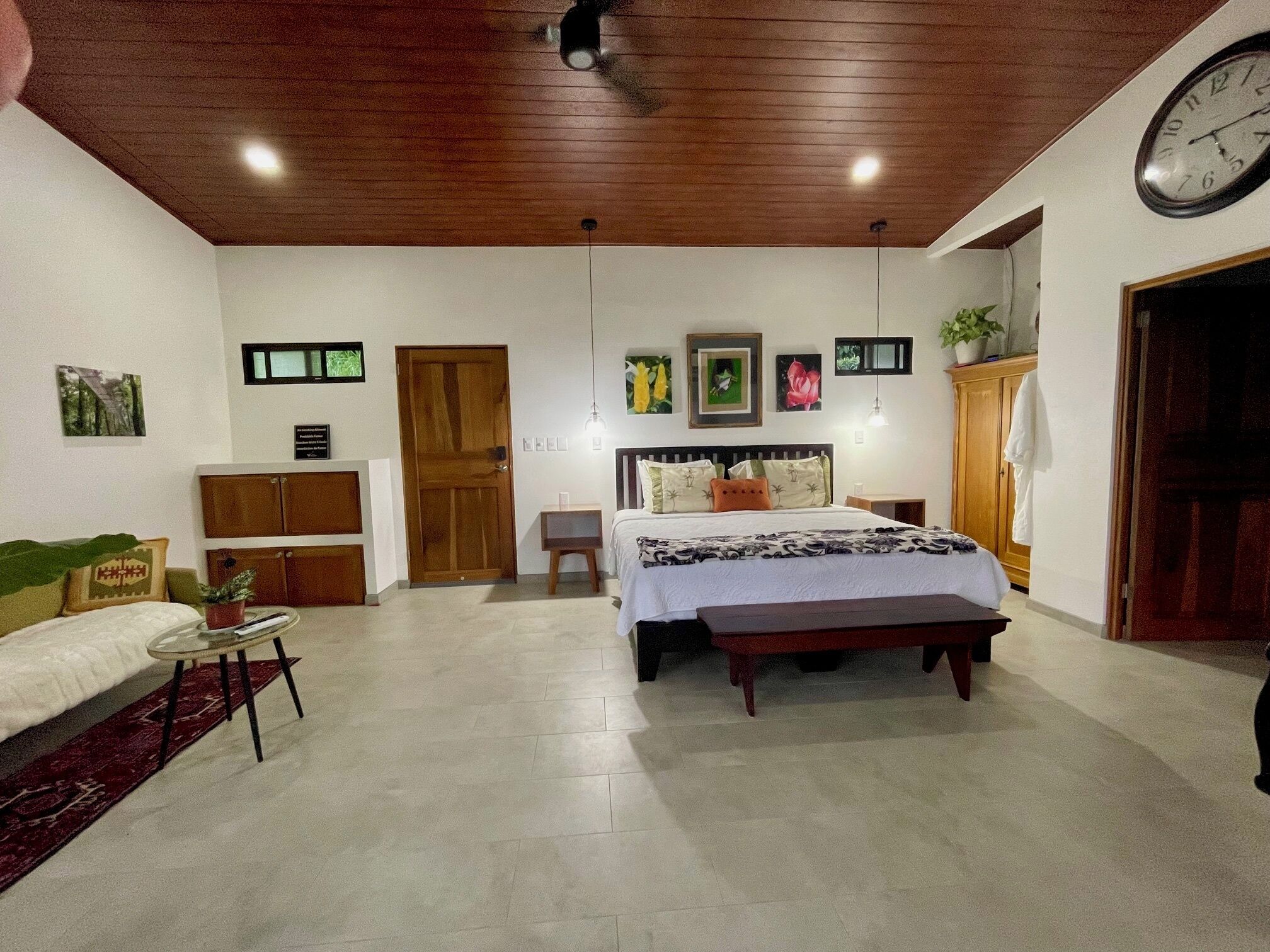 In-room safe, desk, free WiFi, bed sheets